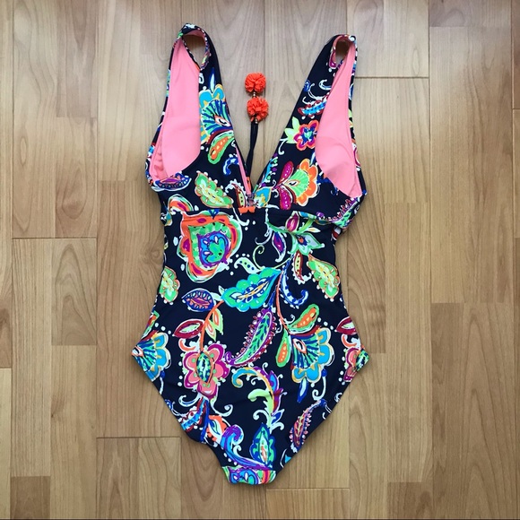 ♻️Reposted New Anne Cole deep plunge paisley pom one piece swimsuit in size 6 - Picture 4 of 13